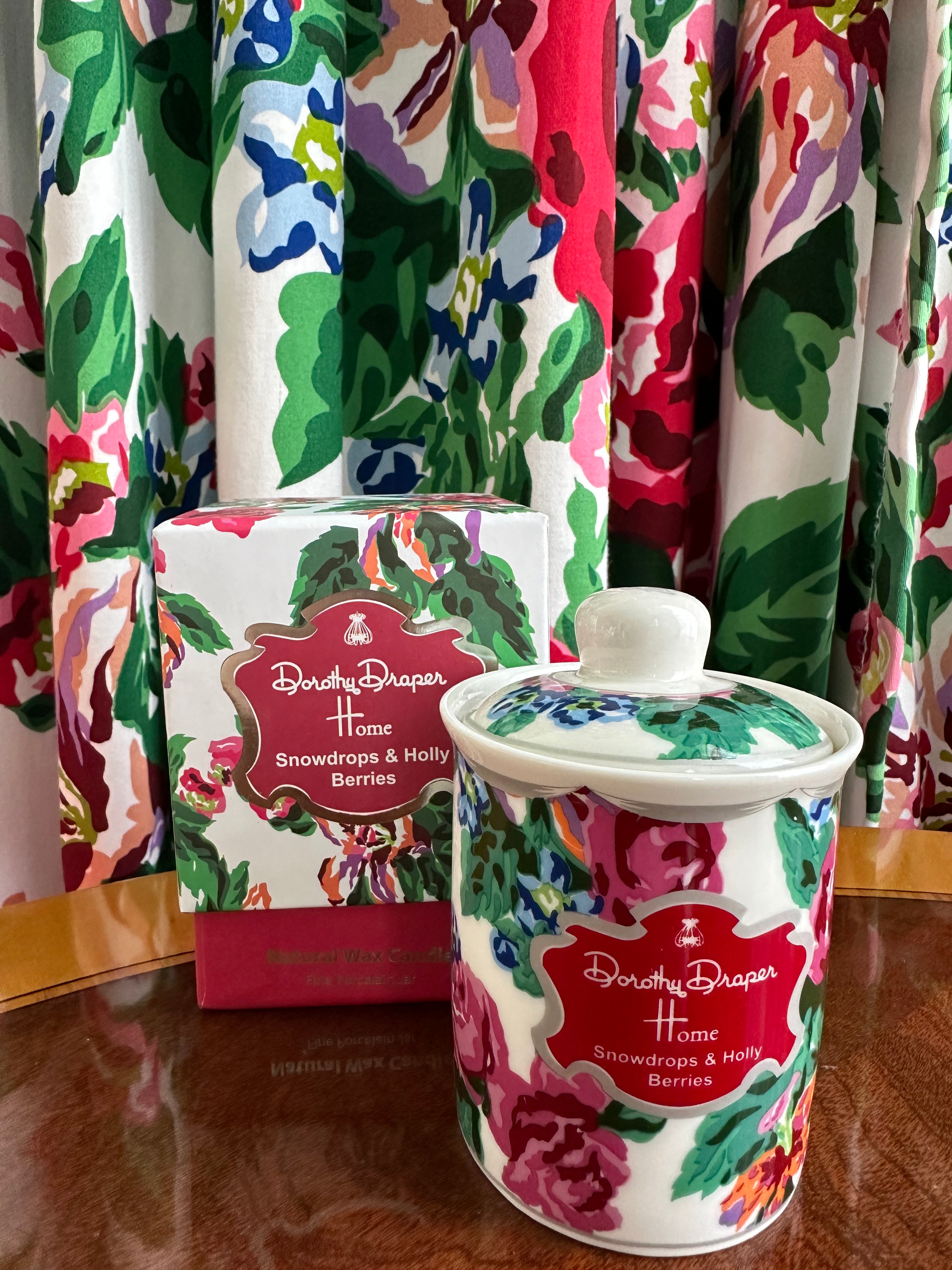 Fazenda Lily Porcelain Candle - Snowdrops & Holly Berries